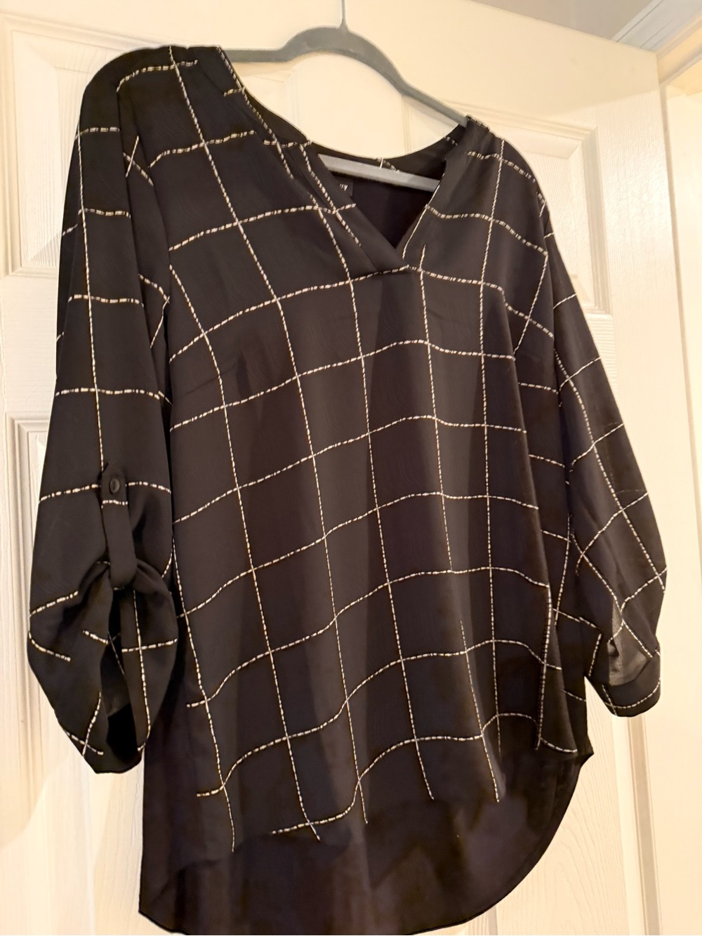 Black Windowpane V-Neck Roll-Tab Sleeve Blouse